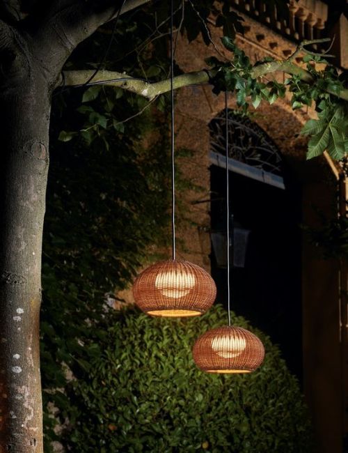 garden chandelier using pendant-style garden lights