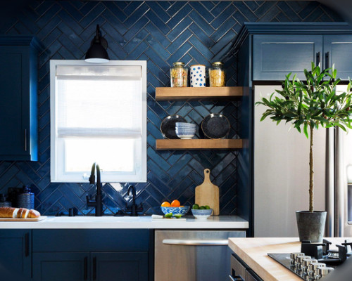 turquoise and blue kitchen tiles